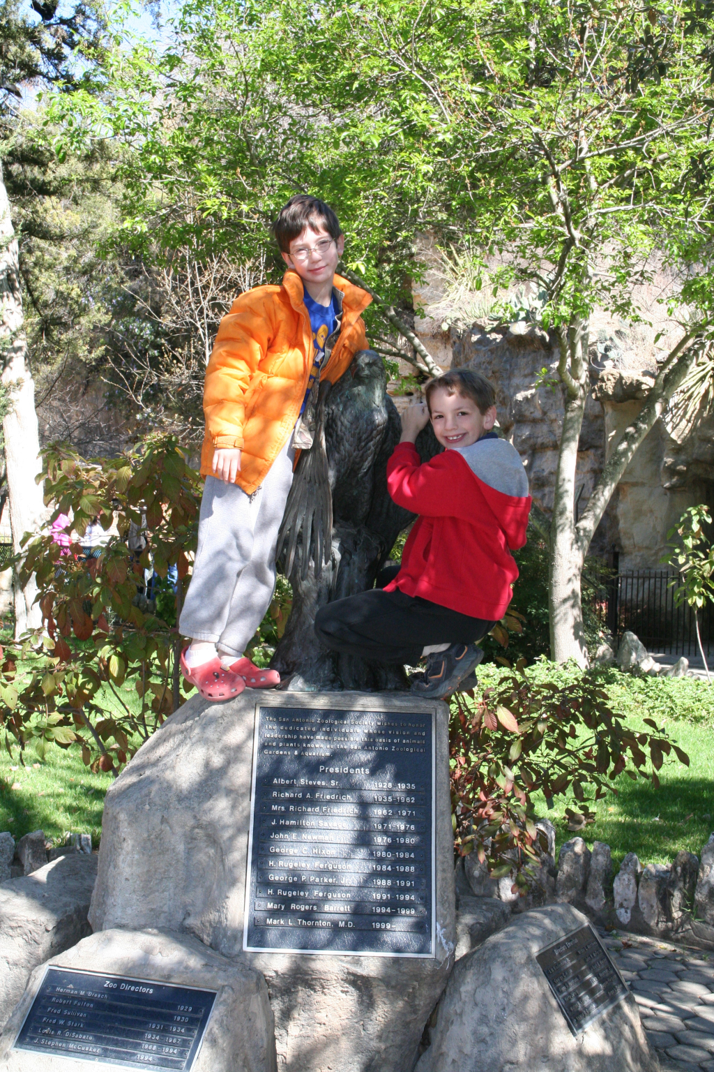 2010-Pack409-Blue-n-Gold - 013.jpg